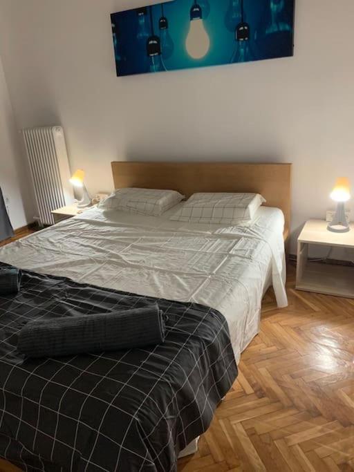 Athens Apartments For Rent ภายนอก รูปภาพ